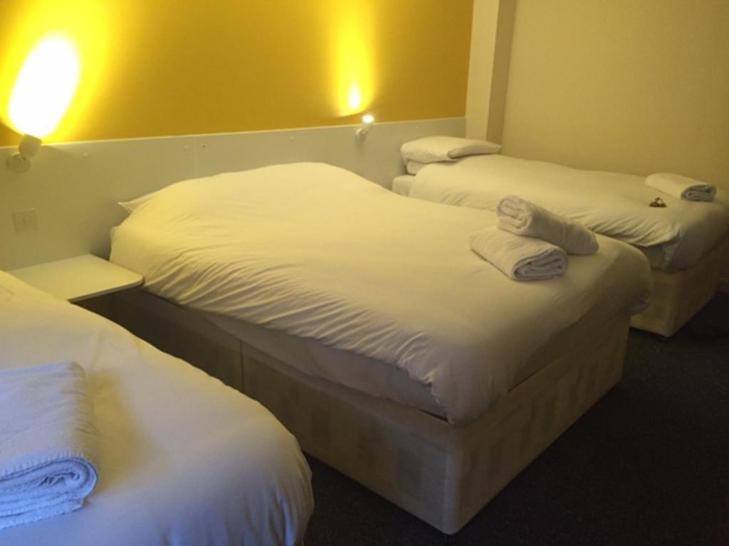 Mary Rose Inn Hotel Orpington Bagian luar foto