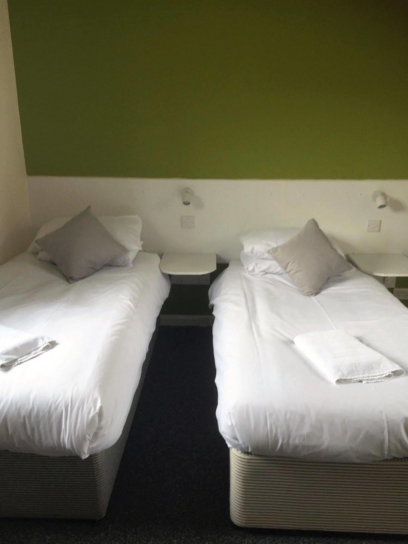 Mary Rose Inn Hotel Orpington Bagian luar foto