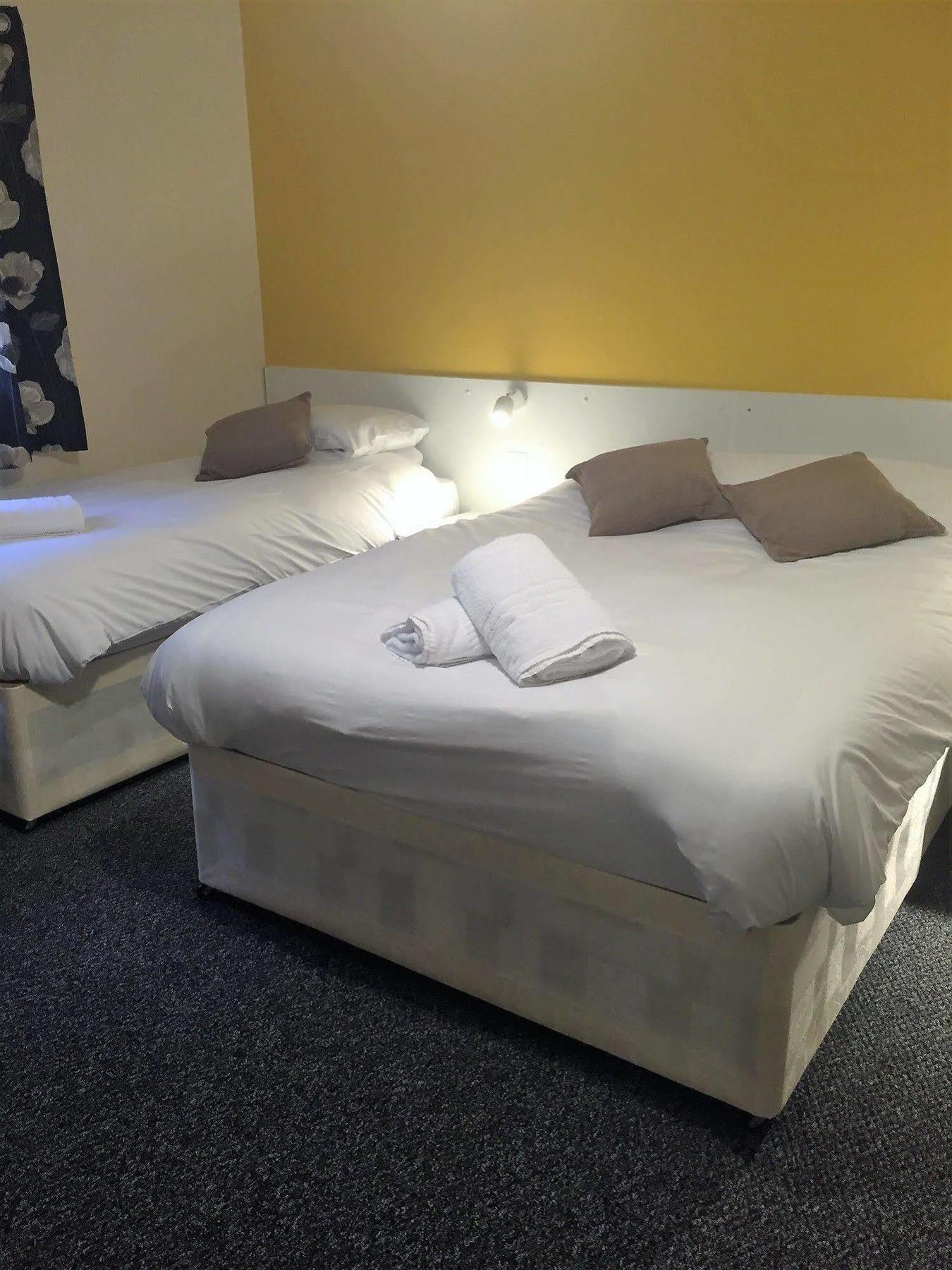 Mary Rose Inn Hotel Orpington Bagian luar foto