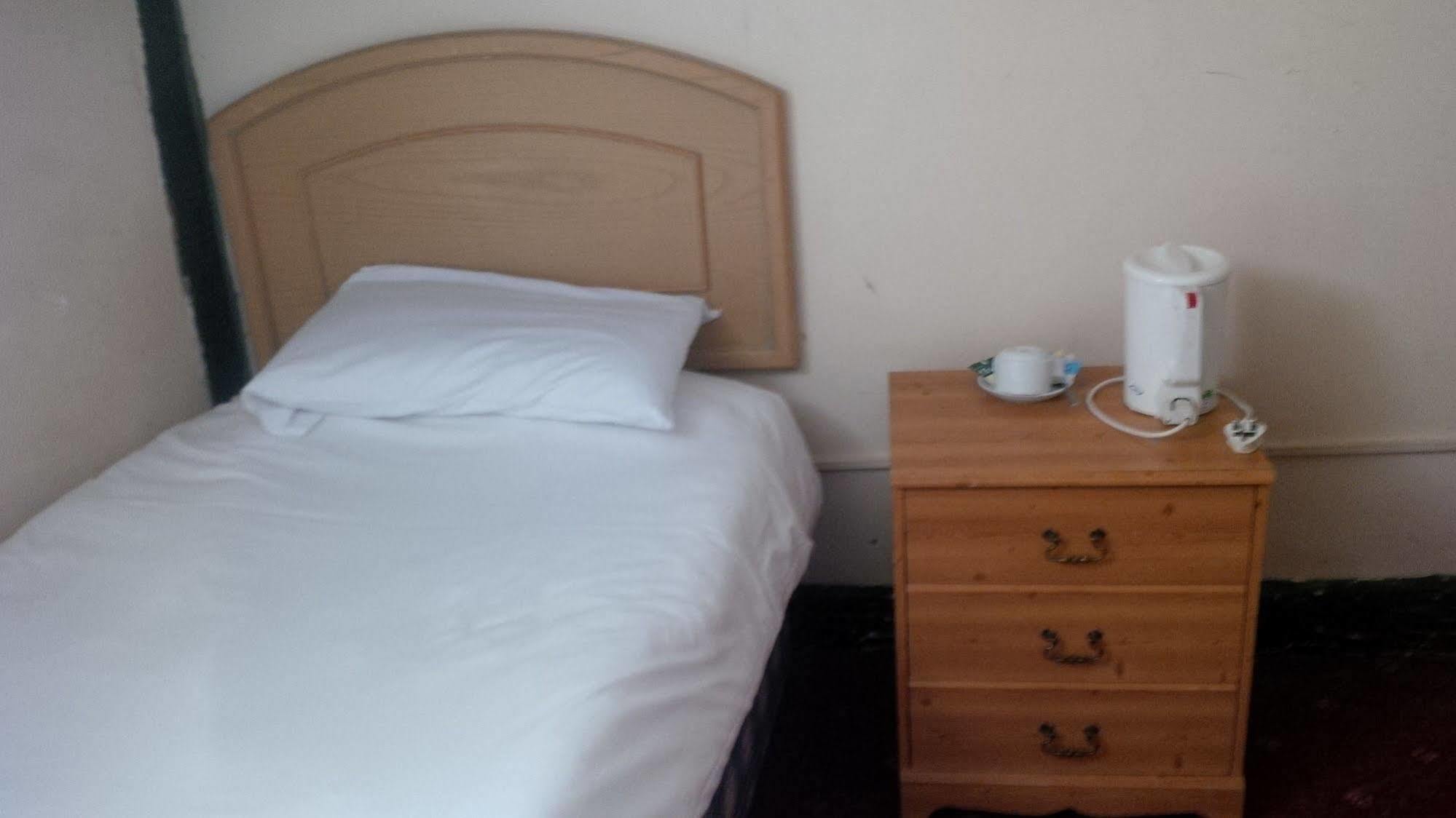Mary Rose Inn Hotel Orpington Bagian luar foto